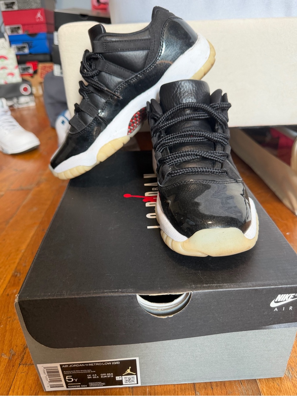 Nike Black and White Kids Sneakers